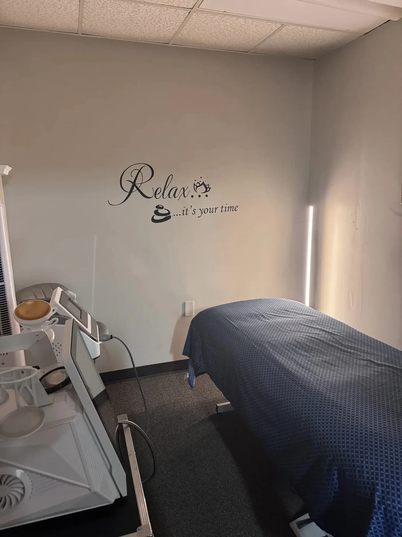 Shockwave therapy room and treatment equipment at Advanced Wellness Chiropractic